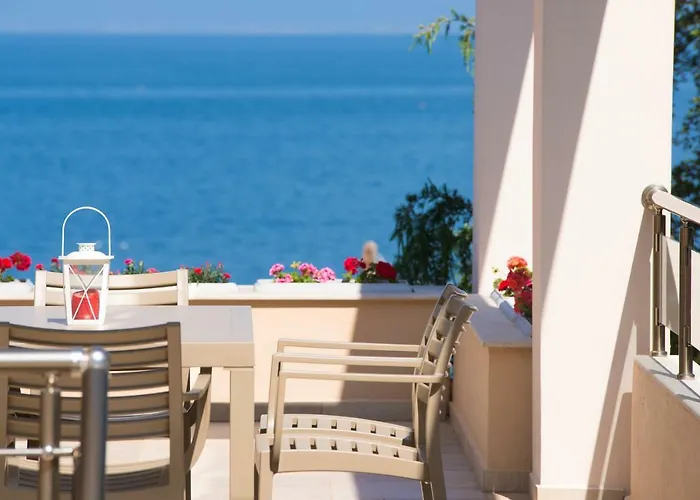 Sunset * Скала-Каллирахис