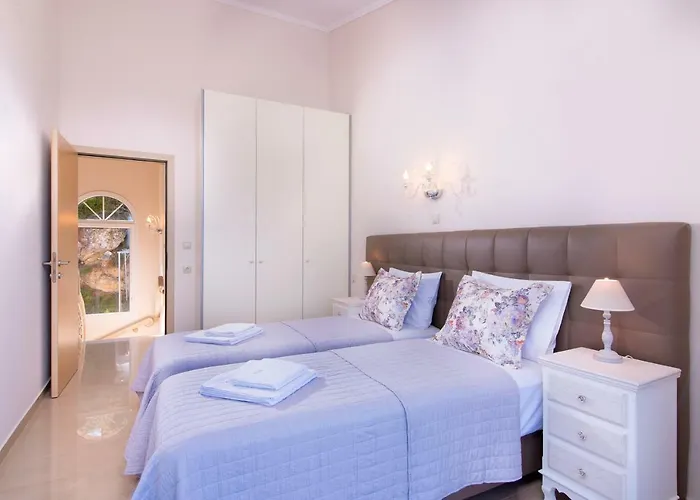 Sunset Скала-Каллирахис