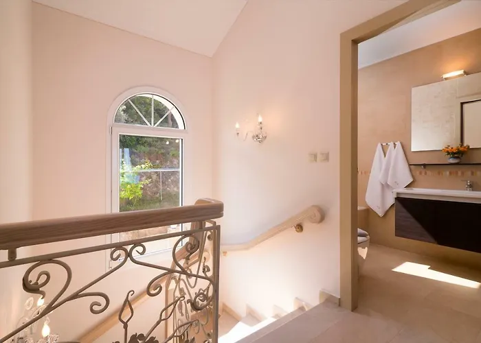 Sunset Скала-Каллирахис